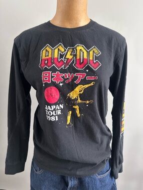 AC/DC 1981 black long sleeve tee